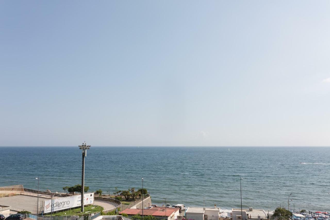 לינה וארוחת בוקר סלרנו Salsedine Sea View מראה חיצוני תמונה